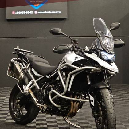 TRIUMPH TIGER 900 GT TRIUMPH TIGER 900 GT